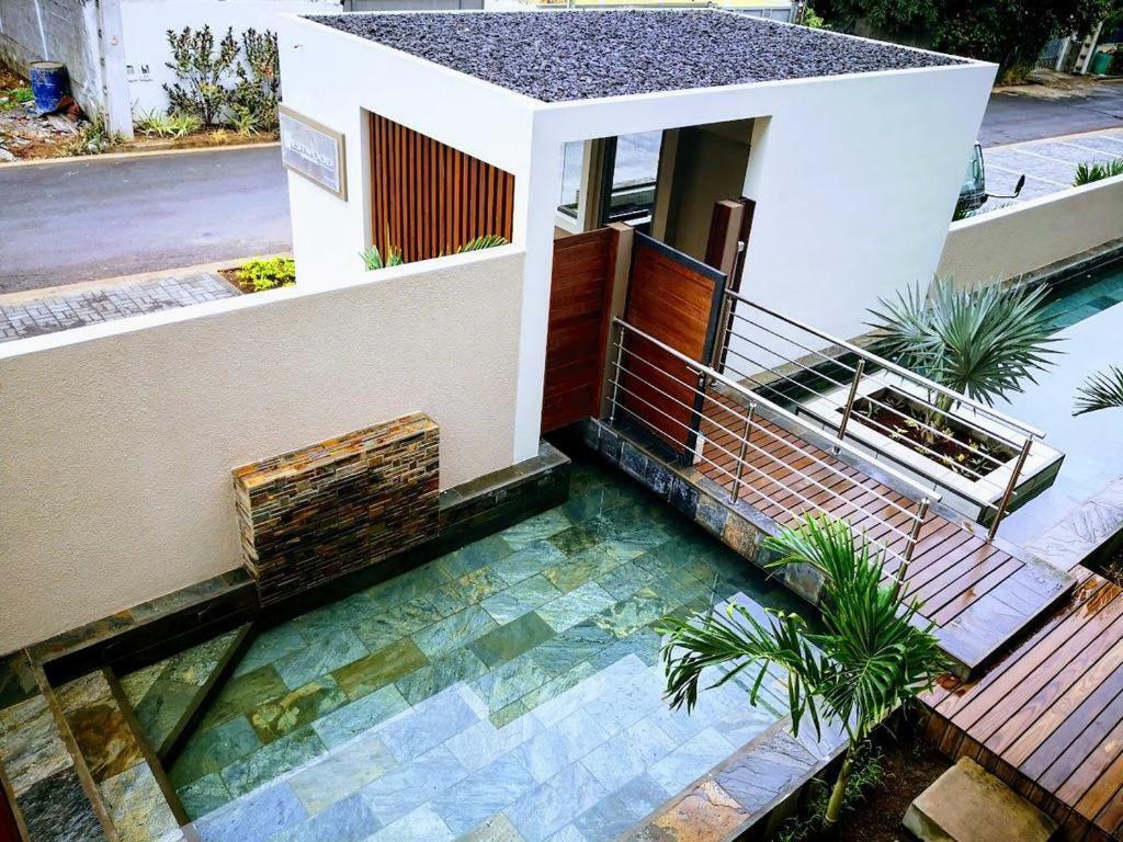 2 Bedroom Flat 15 Mins Walk From Flic En Flac Beach Flic en Flac Exterior foto
