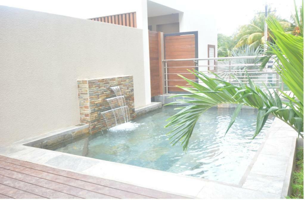 2 Bedroom Flat 15 Mins Walk From Flic En Flac Beach Flic en Flac Exterior foto