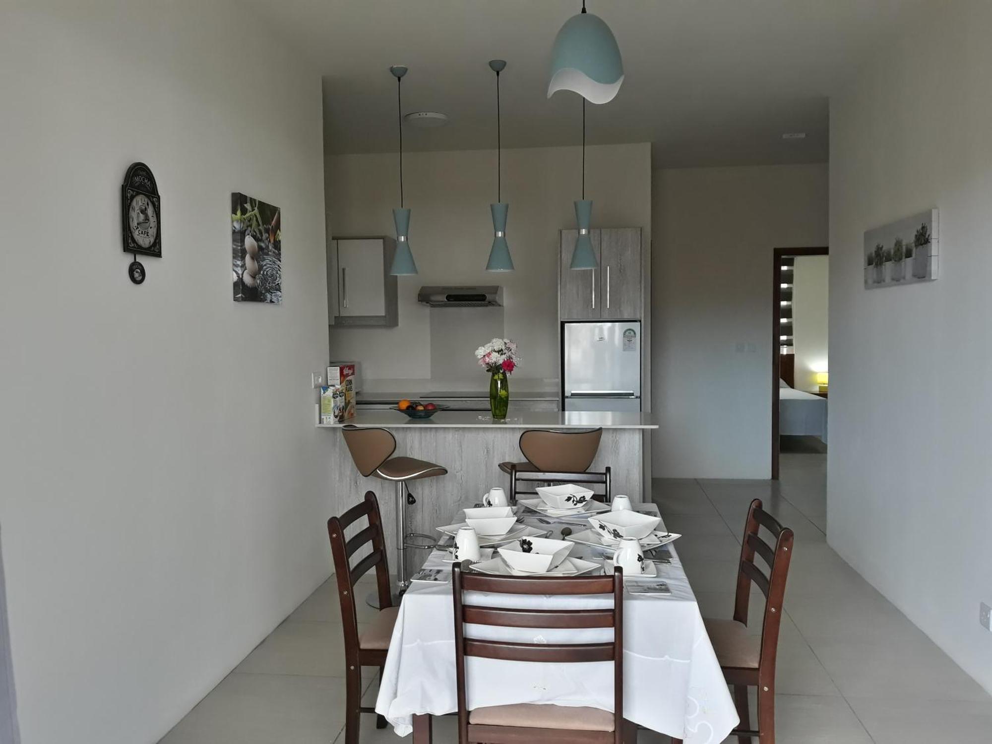 2 Bedroom Flat 15 Mins Walk From Flic En Flac Beach Flic en Flac Exterior foto